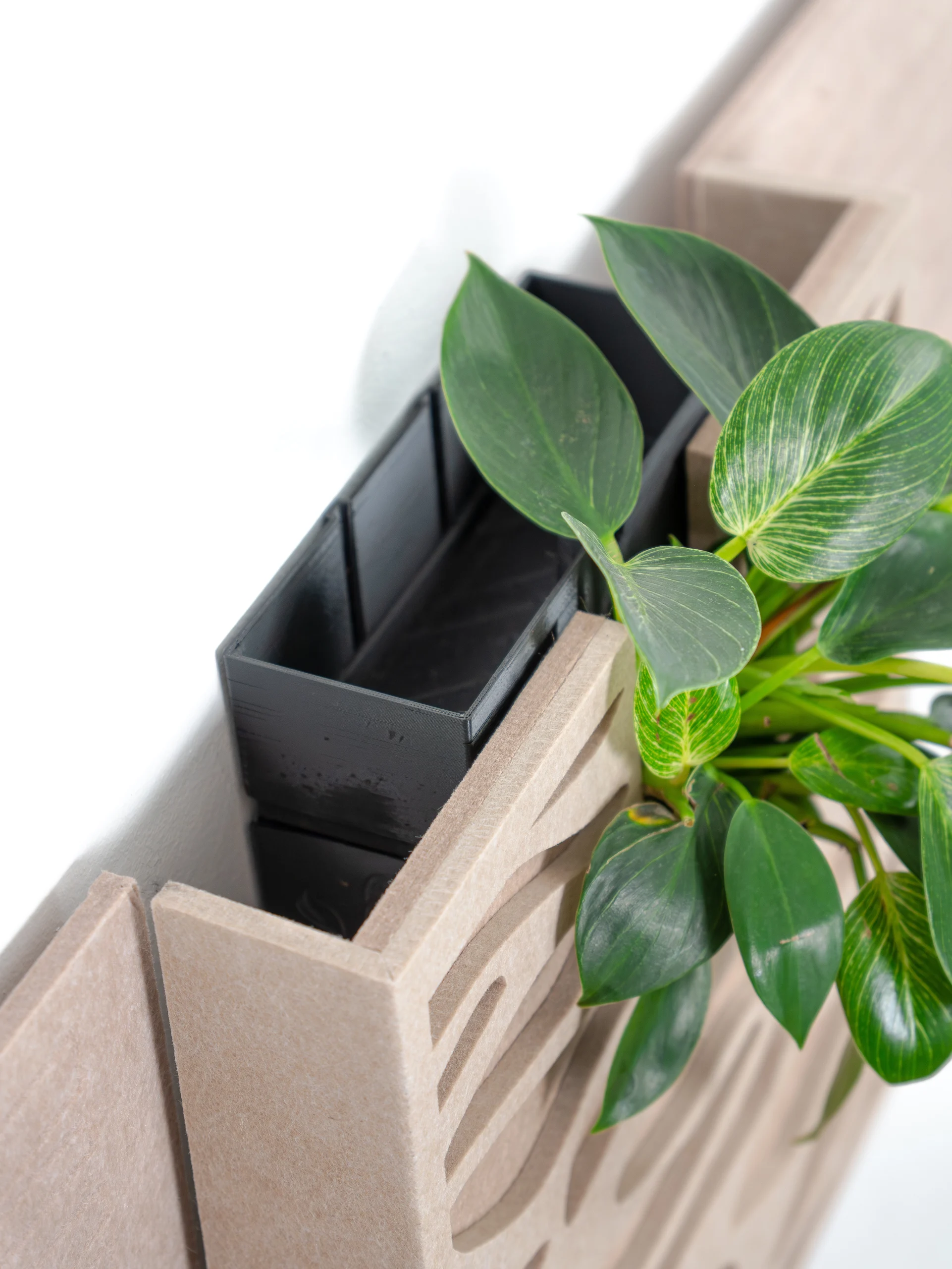 Artena-mur-vegetal–jardinière-1