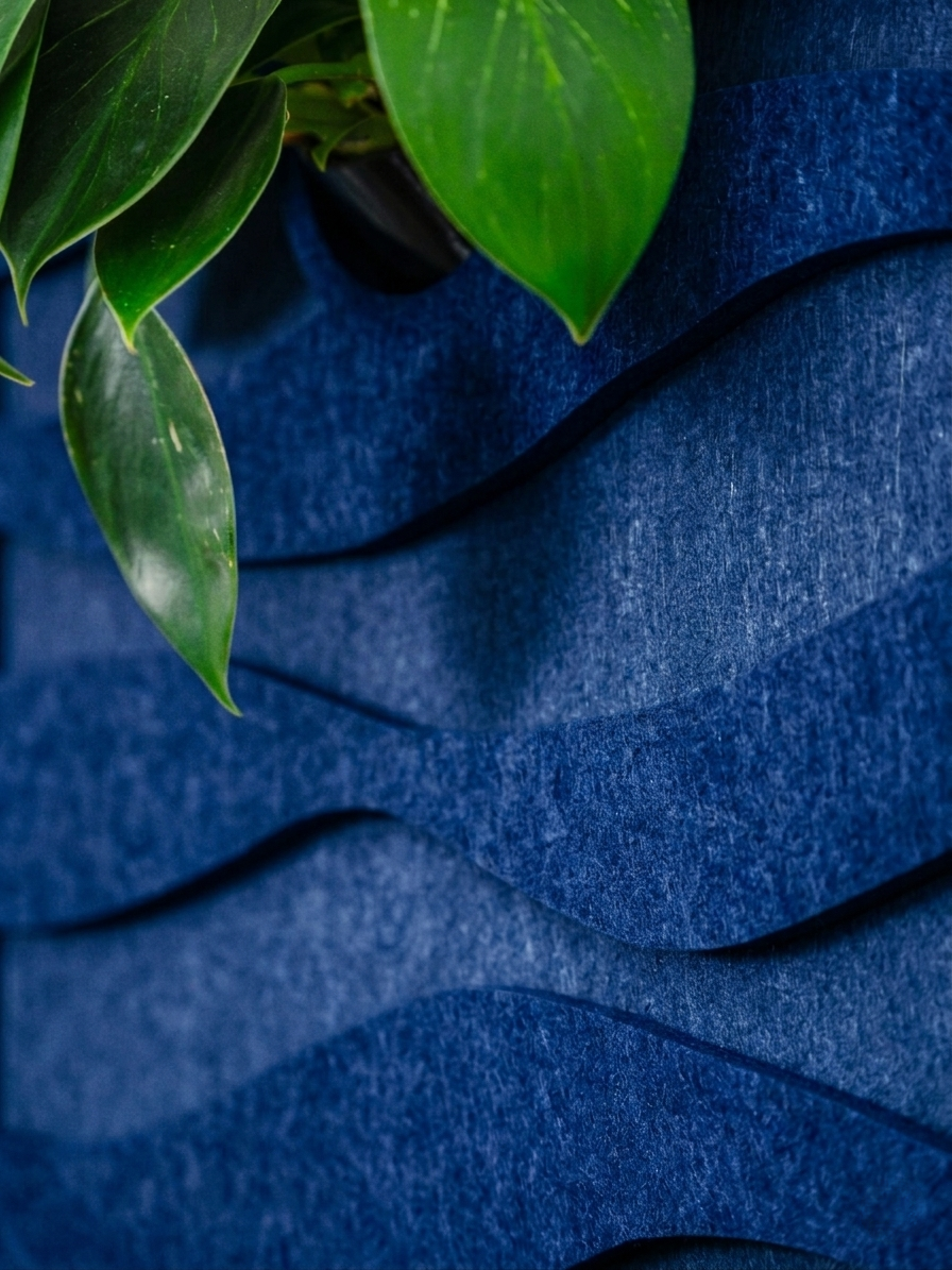 zoom-2-tableau-vegetal-acoustique-wave-bleu